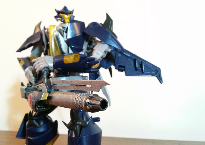 ~Transformers: Prime Dreadwing's Gun By Mykl~